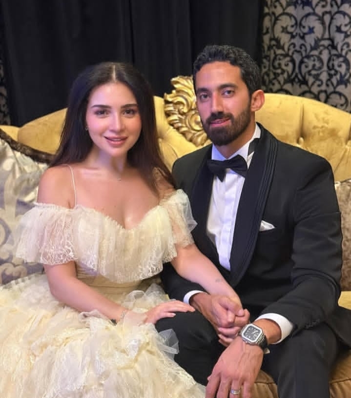 مي عز الدين في زفافها