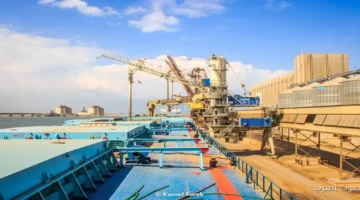 ميناء دمياط