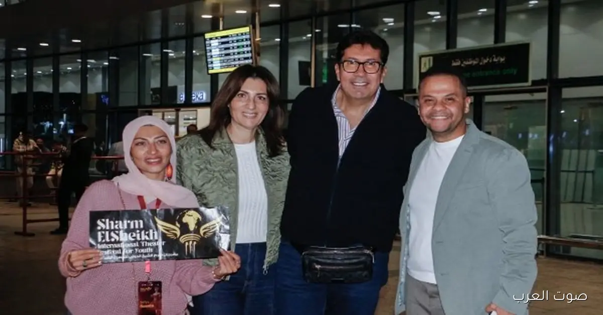 هاني رمزي وصل مهرجان شرم الشيخ الدولي للمسرح واتكرم في حفل الختام