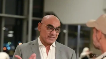 هشام نصر وجون إدوارد يشجعوا لاعبي الزمالك قبل ماتش بيراميدز