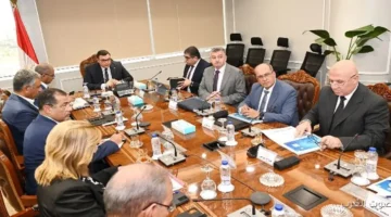 وزير الإسكان يتابع شغل المرحلة الأولى من مبادرة حياة كريمة