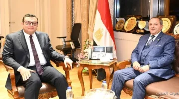 وزير الإسكان يستقبل محافظ بورسعيد عشان يتكلموا عن استعدادات المحافظة