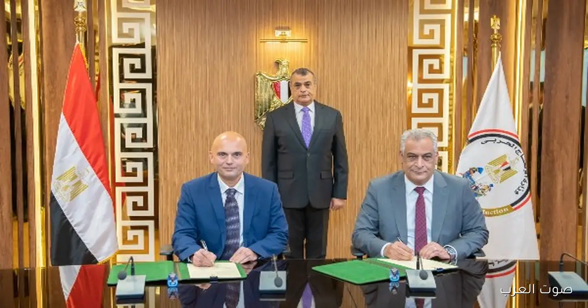 وزير الإنتاج الحربي يحضر توقيع شراكة جديدة مع شركة "ستارك" السويسرية لصناعة المحركات الكهربائية في مصر 2 وزير الإنتاج الحربي يحضر توقيع شراكة جديدة مع شركة “ستارك” السويسرية لصناعة المحركات الكهربائية في مصر