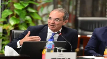 وزير الاتصالات مصر مركز مهم في صناعة التعهيد