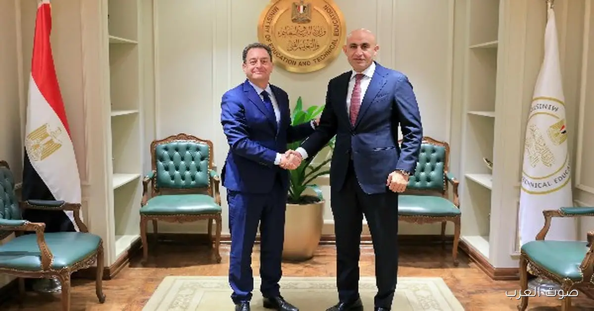 وزير التعليم يناقش إنشاء مدارس تكنولوجيا تطبيقية فرنسية في مصر