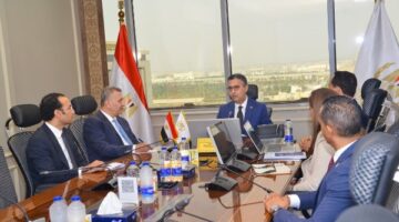 وزير التموين لازم نحسن الخدمات للمستثمرين في التجارة الداخلية