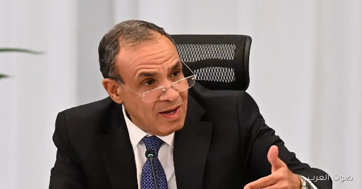 وزير الخارجية رايح باكستان عشان يقابل ممثلين من أكبر الشركات