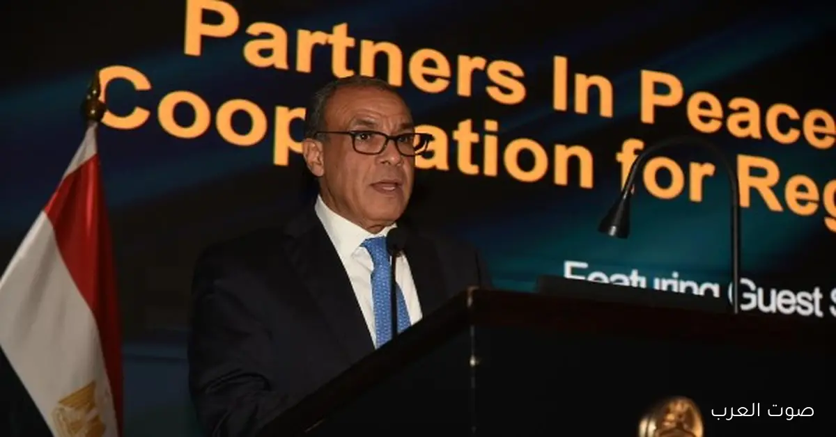 وزير الخارجية يحذر من مخاطر سد النهضة ويأكد على التزام مصر بحماية مواردها المائية