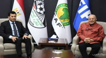 وزير الرياضة ورئيس اتحاد الكرة يتفقوا على خطة لدعم المنتخبات