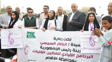 وزير الرياضة يفتتح ملعب خماسي في الأقصر الصعيد له الأولوية