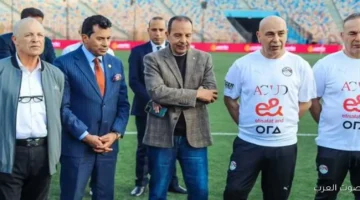 وزير الشباب والرياضة أشرف صبحي مفيش مشاكل مع العميد وهدفي