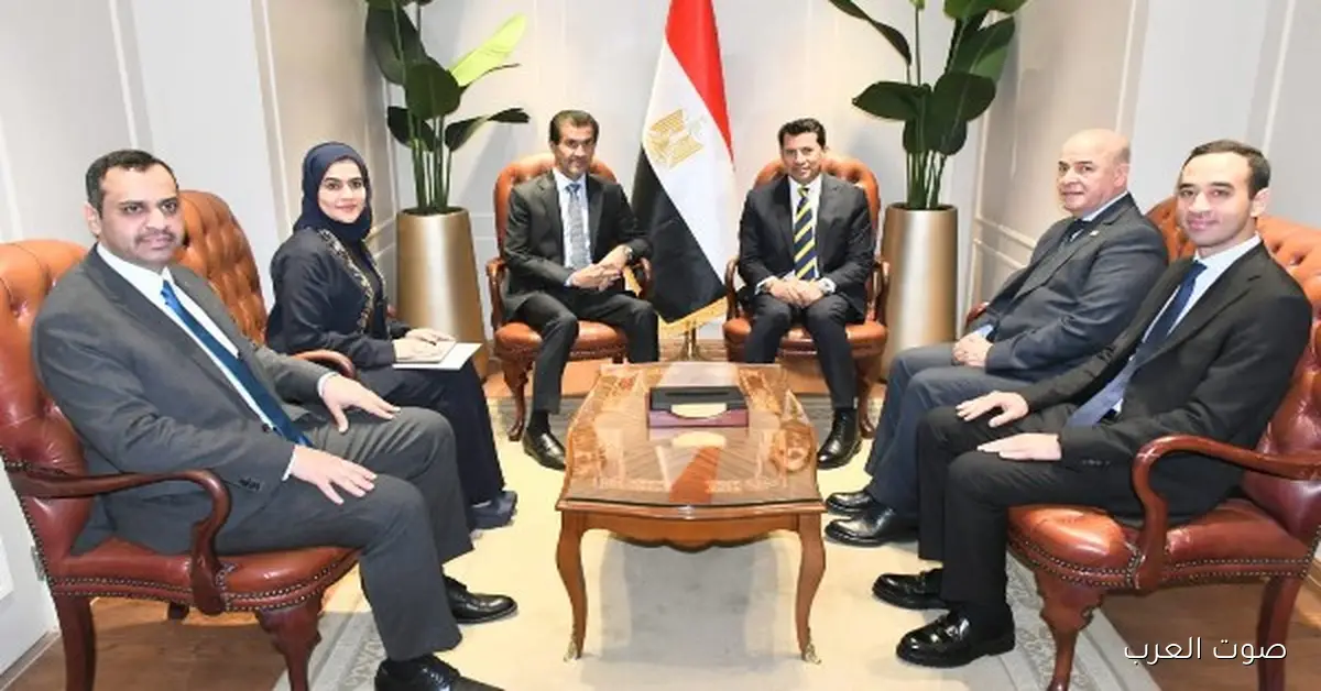وزير الشباب والرياضة يستقبل سفير قطر لبحث سبل التعاون بين البلدين