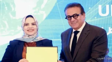 وزير الصحة يكرم مركز طبي الأسمرات 2 لأنه الأفضل على