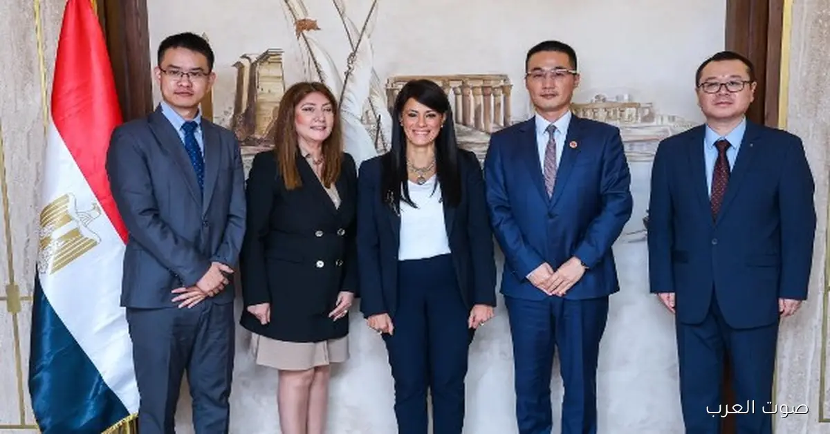 وزيرة التخطيط تناقش مع «هواوي مصر» فرص التوسع في الاستثمارات وتعزيز التحول الرقمي 2 وزيرة التخطيط تناقش مع «هواوي مصر» فرص التوسع في الاستثمارات وتعزيز التحول الرقمي