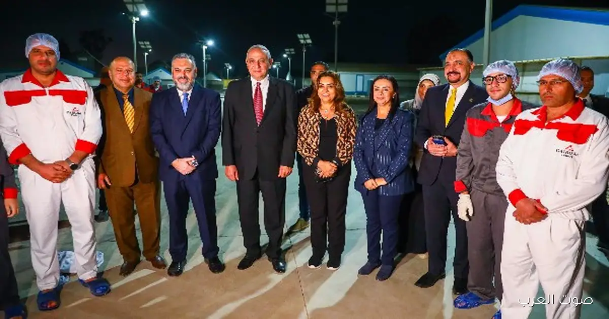 وزيرتين التضامن والتنمية المحلية ومحافظ الغربية يزوروا محطة طنطا لانتاج البيض 2 وزيرتين التضامن والتنمية المحلية ومحافظ الغربية يزوروا محطة طنطا لانتاج البيض