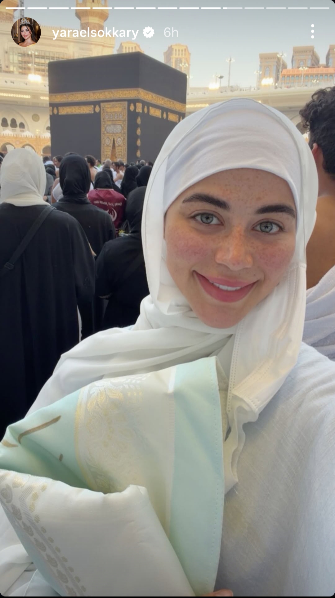 يارا السكري في العمرة شوفوا الصور