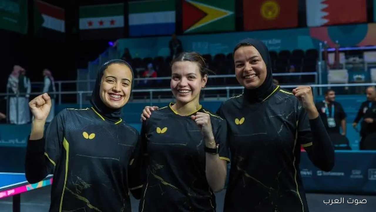 ياسر إدريس بيوجه التهاني لأبطال مصر بعد ما جابوا 27