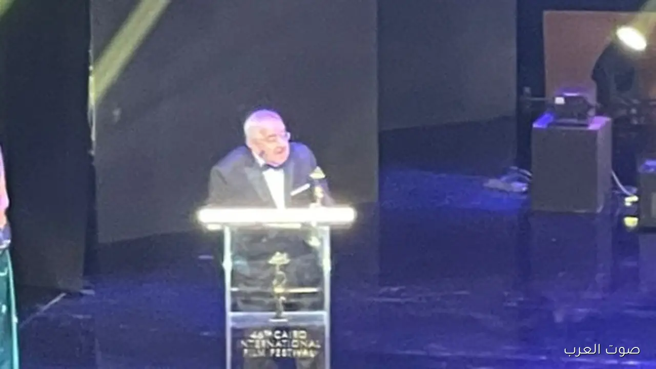 يوم جميل المخرج محمد عبد العزيز يعبر عن فرحته بتكريمه