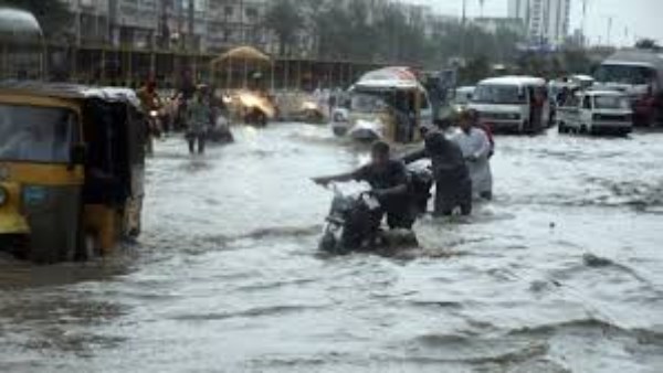 الأمطار في باكستان