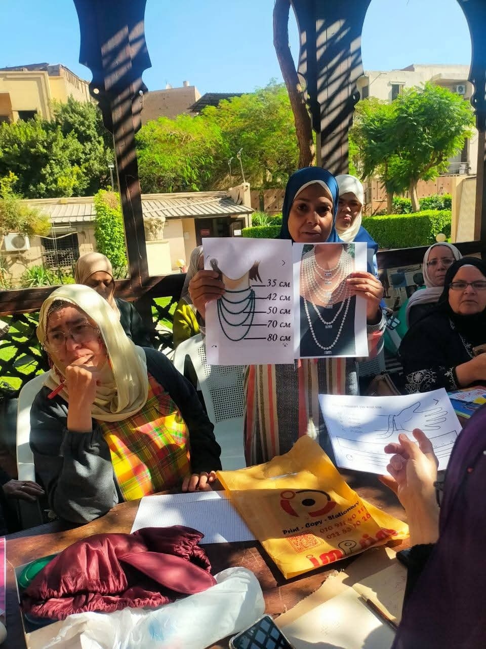 1764544060 990 متحف جاير أندرسون يعمل ورشة لتعليم النسيج وإعادة تدوير الكليم