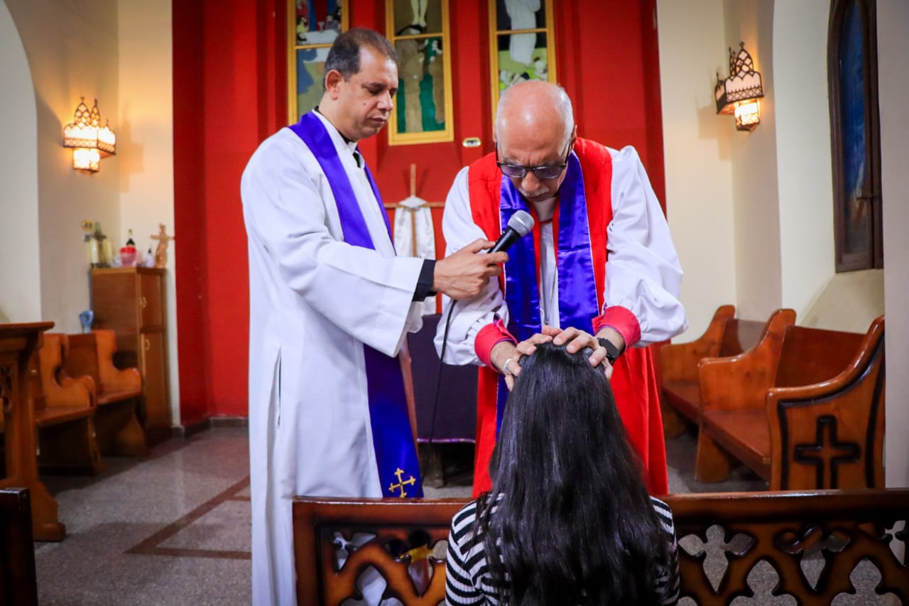 1764572760 271 رئيس الكنيسة الأسقفية العذارى شكلهم واحد لكن الاختلاف الحقيقي في