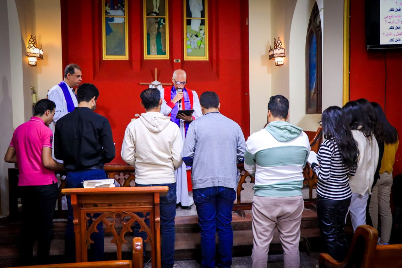 1764572760 41 رئيس الكنيسة الأسقفية العذارى شكلهم واحد لكن الاختلاف الحقيقي في