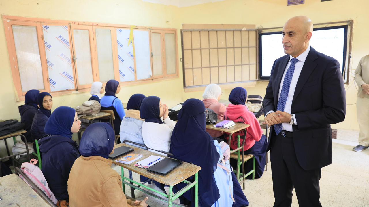 1764583771 628 وزير التعليم يأمر بتحسين مدارس البدرشين والصف ويشدد على أهمية