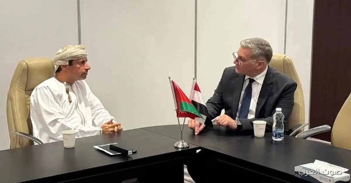 وزير البترول يناقش مع نظيره العماني تعزيز أنشطة الشركات المصرية في مشروعات الطاقة