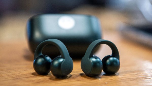 سماعة الرأس موتورولا Moto Buds Loop .. تحت المجهر