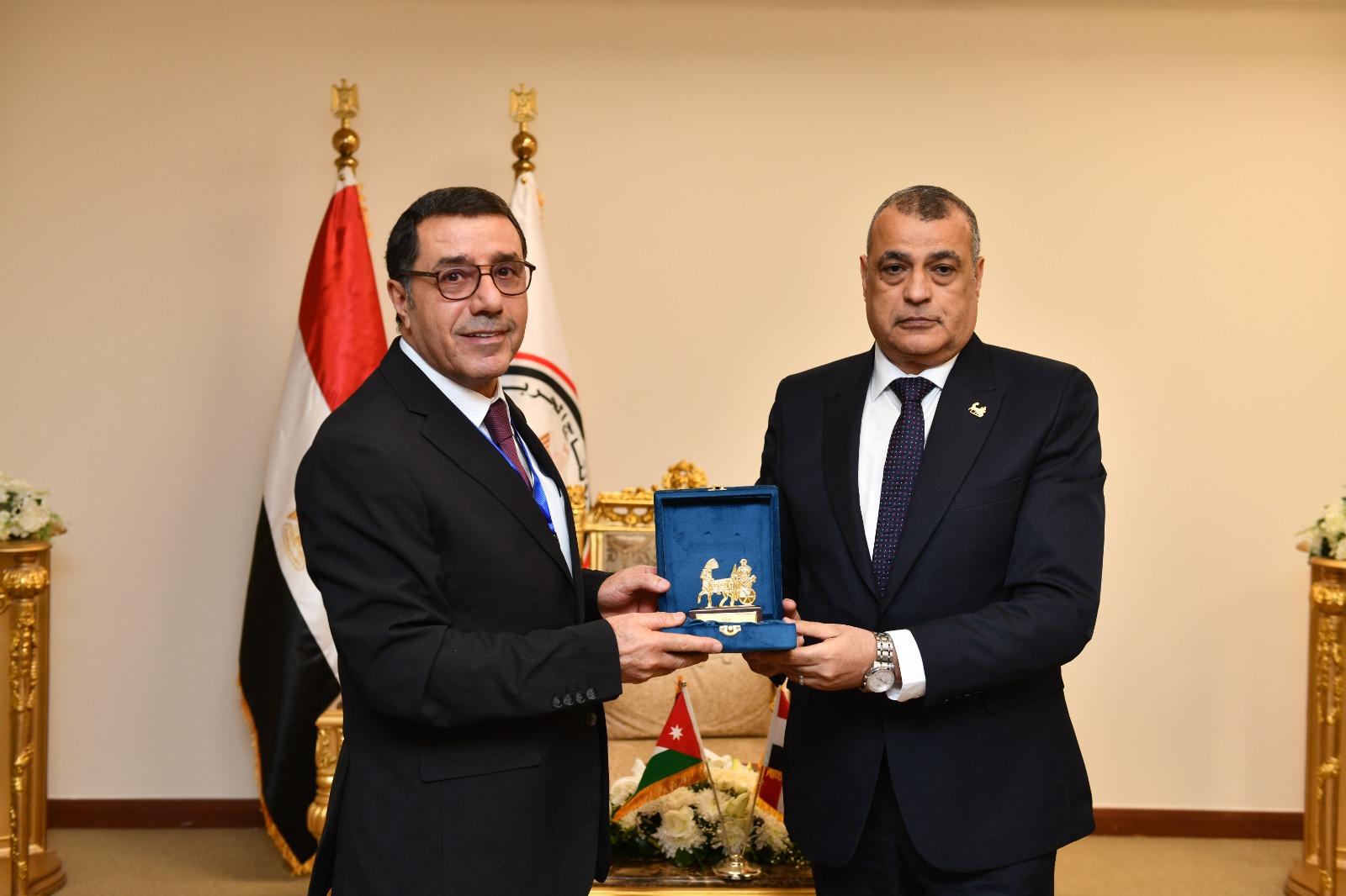 1764606077 200 مباحثات مصرية وأردنية في جناح الإنتاج الحربي لتصنيع أنظمة دفاعية