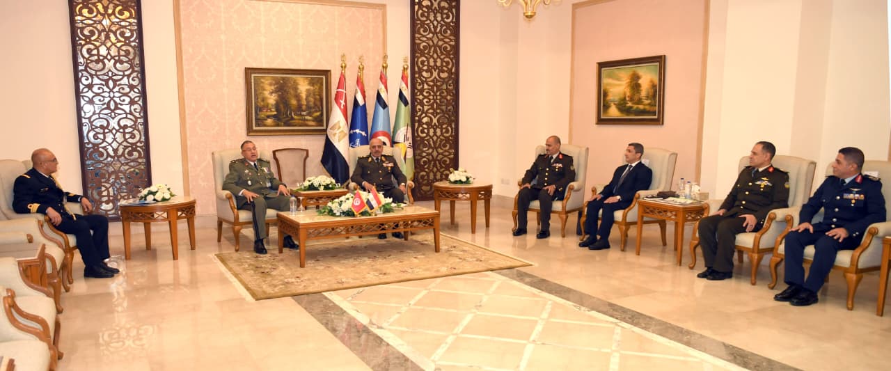 وزير الدفاع