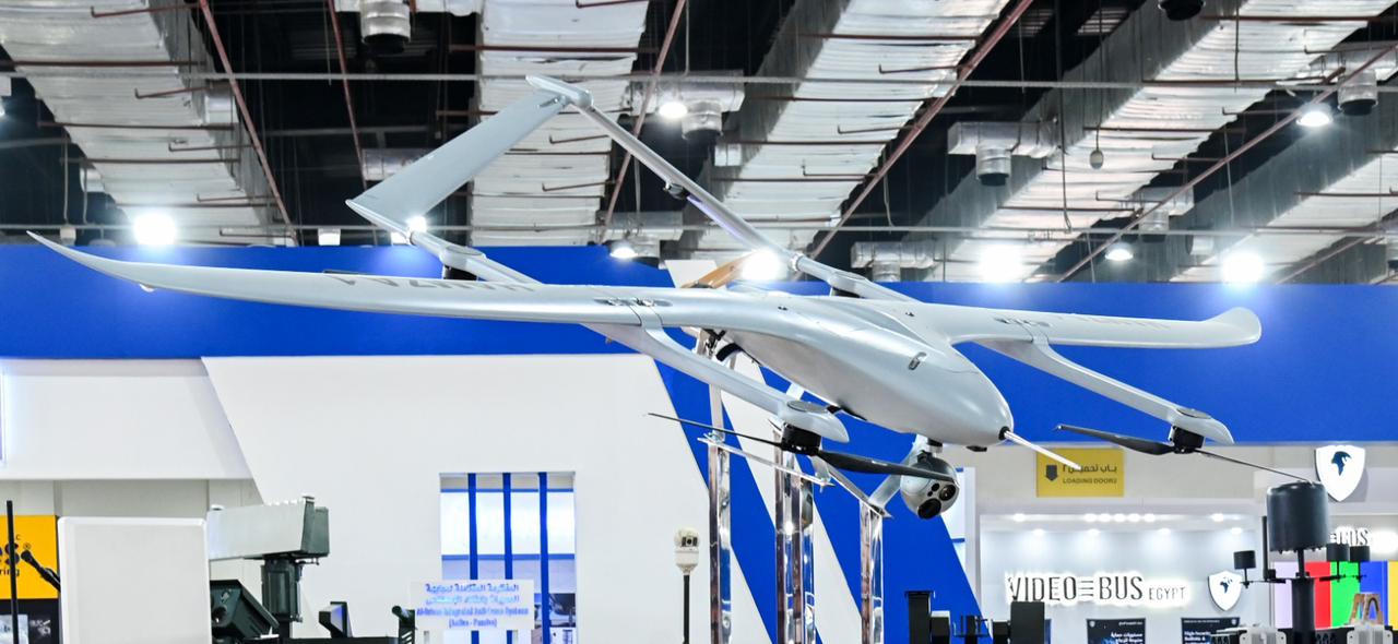 معرض إيديكس 2025: جناح الهيئة العربية للتصنيع يتألق بمسيرات أرضية وجوية وأجهزة تشويش وتصنيع أجزاء من الطائرة رفال 5 1764617210 223 معرض إيديكس 2025 جناح الهيئة العربية للتصنيع يتألق بمسيرات أرضية