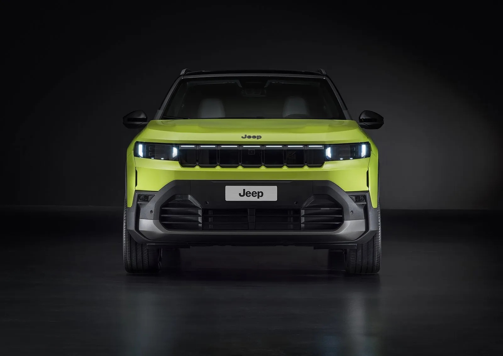 1764644605 823 جيب تطلق الجيل الجديد من Compass بقدرات كهربائية صور