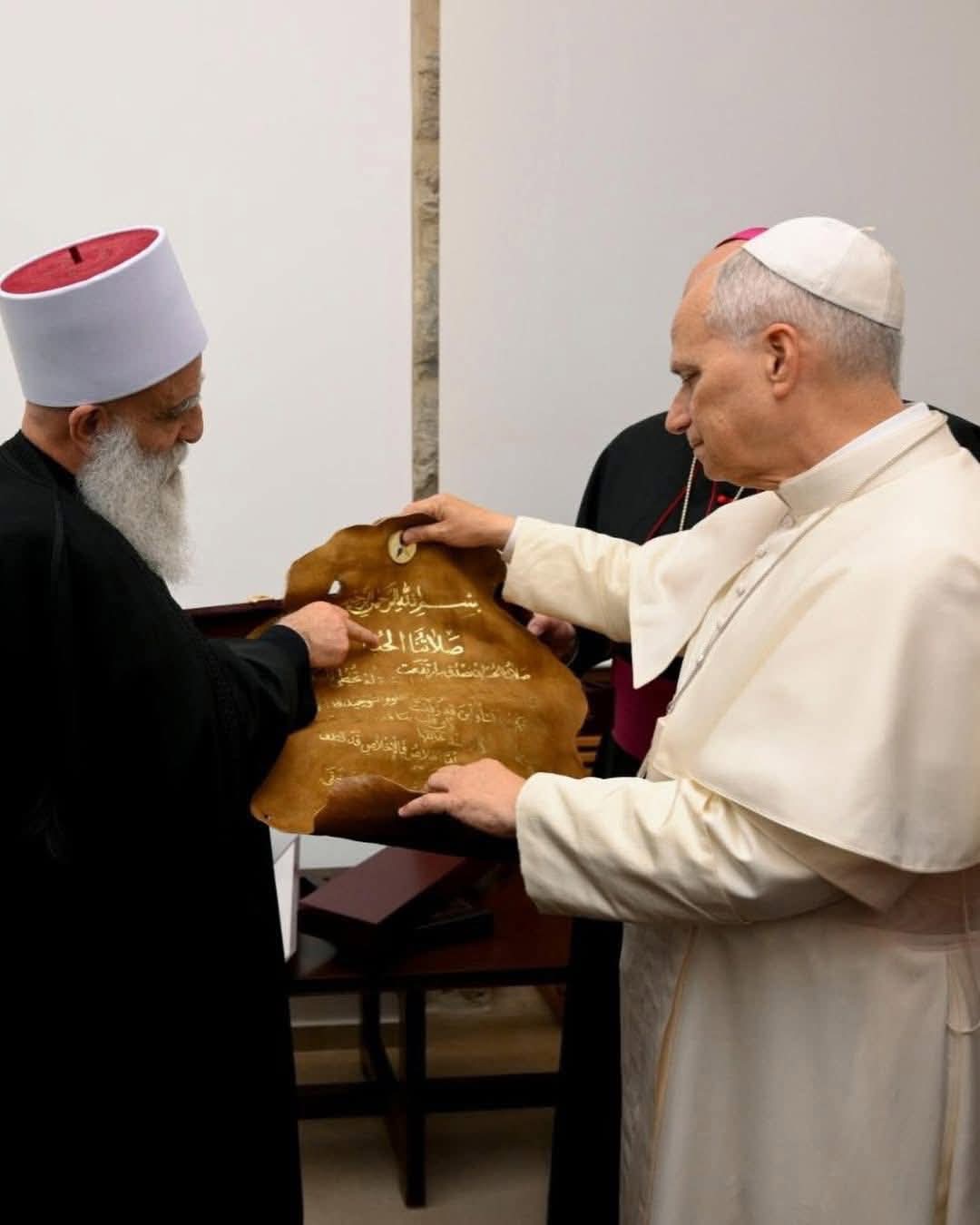 1764663511 204 البابا لاون بيختتم يومه بلقاء روحاني مع قادة الطوائف الإسلامية