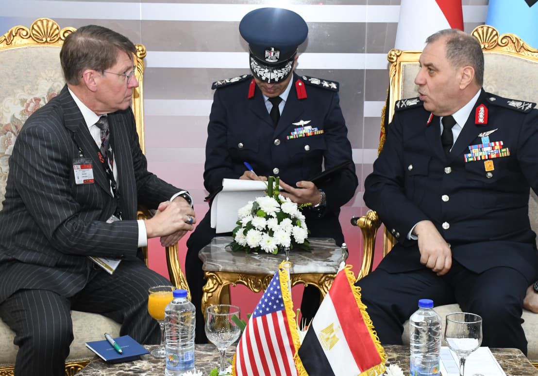 القوات المسلحة ووزارة الاتصالات تحتفلان بتخريج أولى دورات برنامج ICC المكثف للمجندين في مجال التعهيد