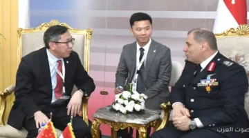 1764666384 قادة الأفرع الرئيسية للقوات المسلحة يتقابلوا في اليوم الأول لمعرض