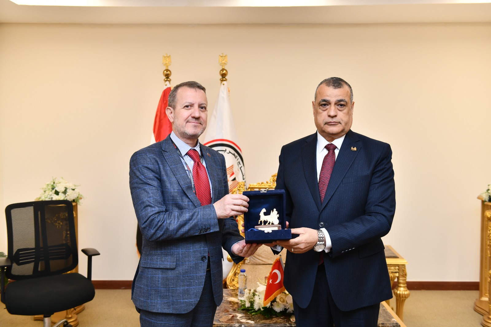 1764670055 293 في معرض إيديكس 2025… مصر وتركيا بتتناقش في فرص جديدة