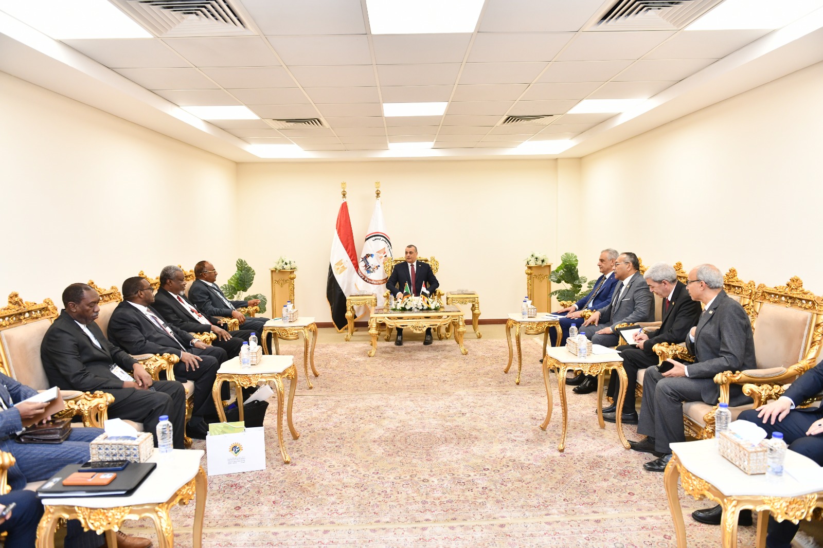 1764671379 798 مصر والسودان يتفقوا على تقوية الشراكة العسكرية في EDEX