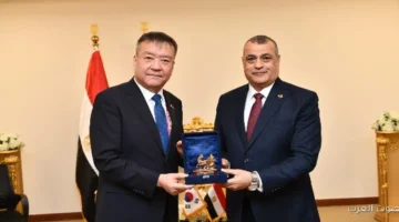 1764674598 الشركات الكورية تتألق في EDEX خط إنتاج هاوتزر K9 A1