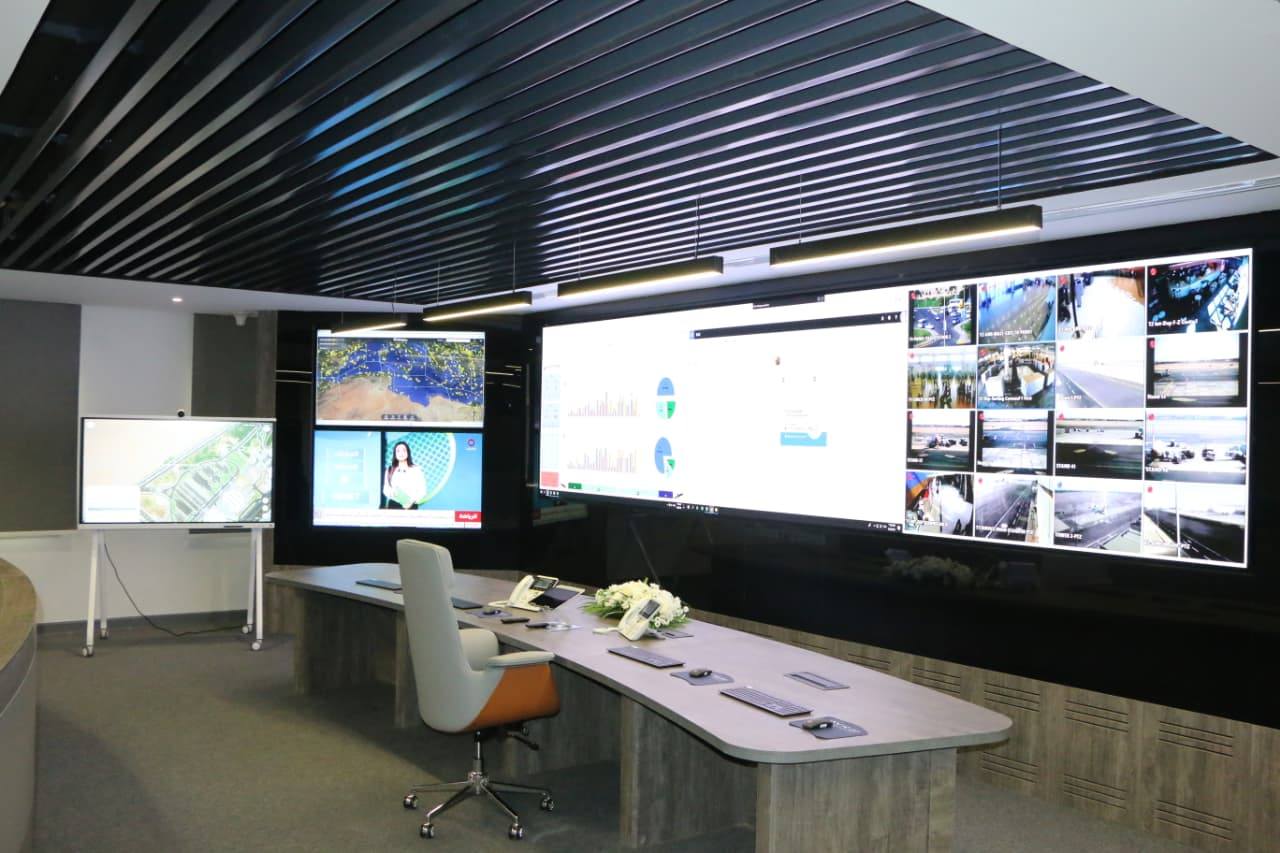 1764678445 288 وزير الطيران يشهد افتتاح تطوير مركز عمليات المطارات المصرية في