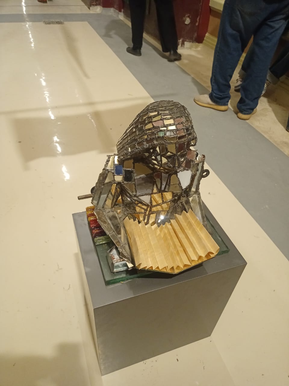 1764682825 32 المتحف المصري في التحرير يستضيف معرض من البردي الأخضر للفن