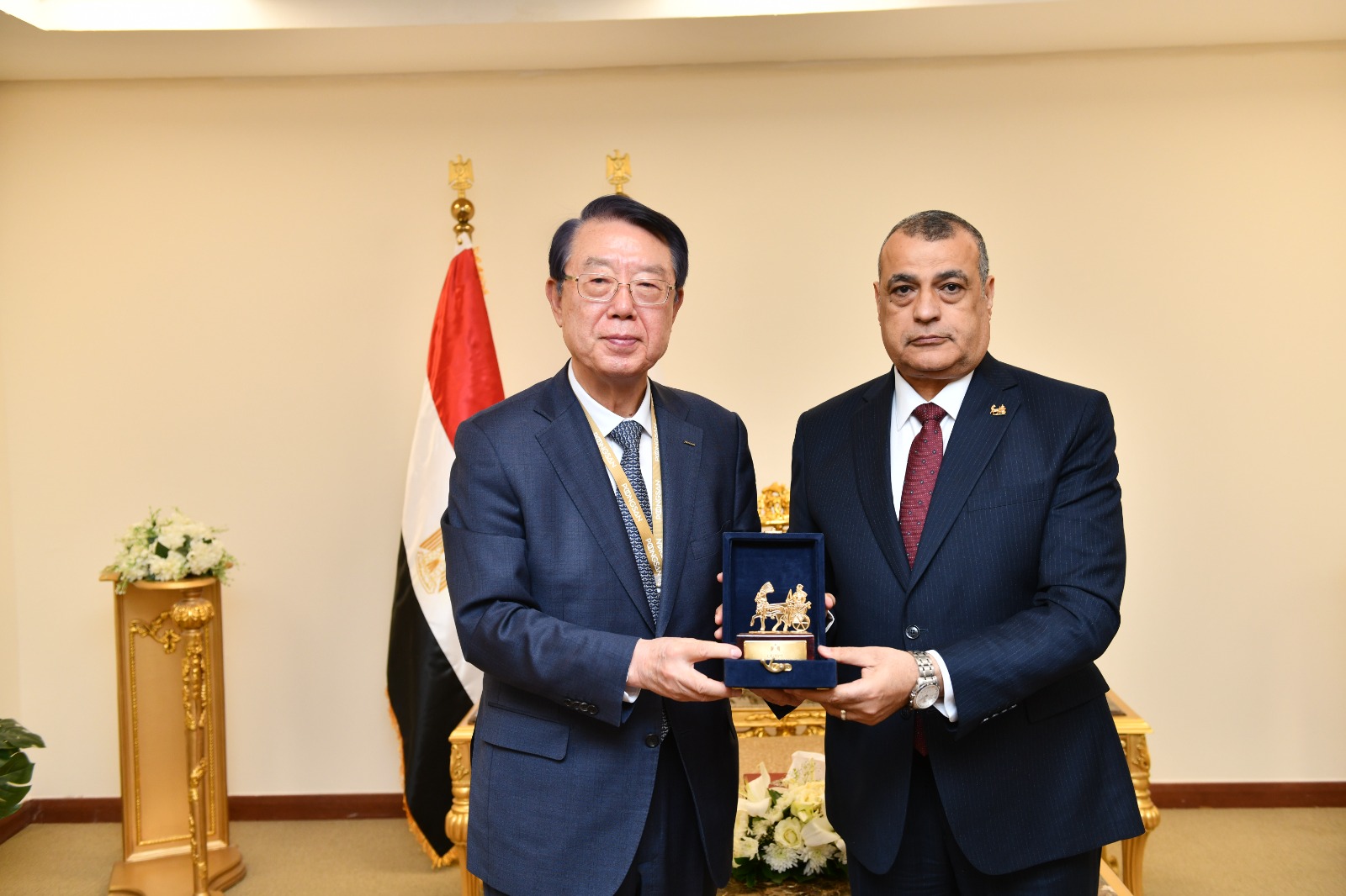 1764686185 277 وزير الإنتاج الحربي يفتح مجالات تعاون جديدة مع فرنسا وكوريا