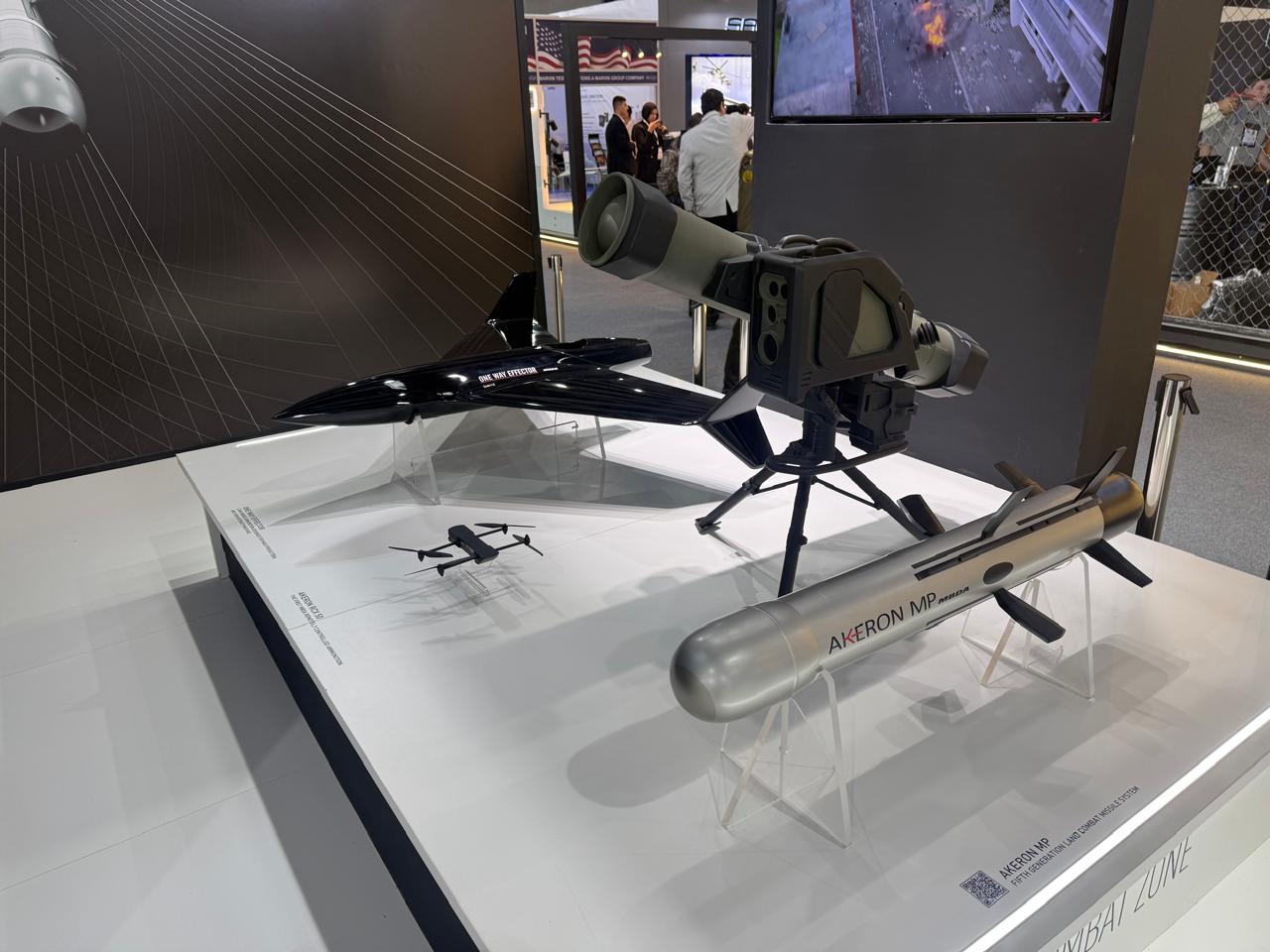 1764699627 563 فرنسا بتعرض أحدث أسلحتها في معرض إيديكس 2025 صور