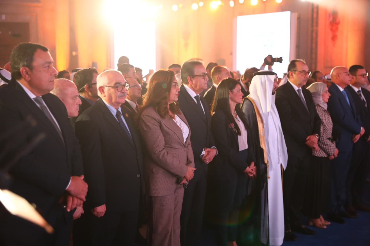 1764701620 316 وزيرة التنمية المحلية ووزير البيئة بالإنابة يحضروا حفل استقبال سفارة