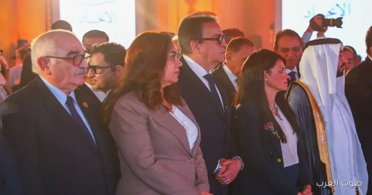 وزيرة التنمية المحلية ووزير البيئة بالإنابة يحضروا حفل استقبال سفارة الإمارات بمناسبة عيد الاتحاد 54 2 وزيرة التنمية المحلية ووزير البيئة بالإنابة يحضروا حفل استقبال سفارة الإمارات بمناسبة عيد الاتحاد 54