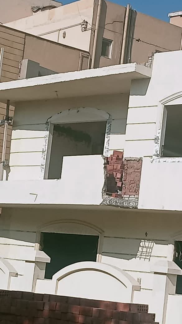 1764710895 624 إزالة مخالفات البناء في منطقة خدمات حي الدبلوماسيين بالتجمع الخامس