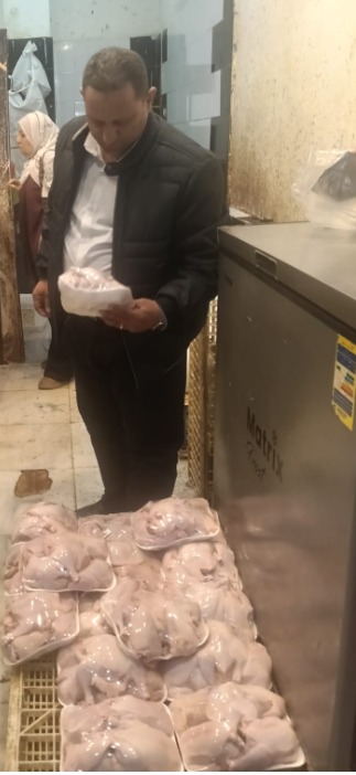 1764716567 515 فضيحة ورا العروض الكاذبة تفاصيل غلق محل دواجن فاسدة في