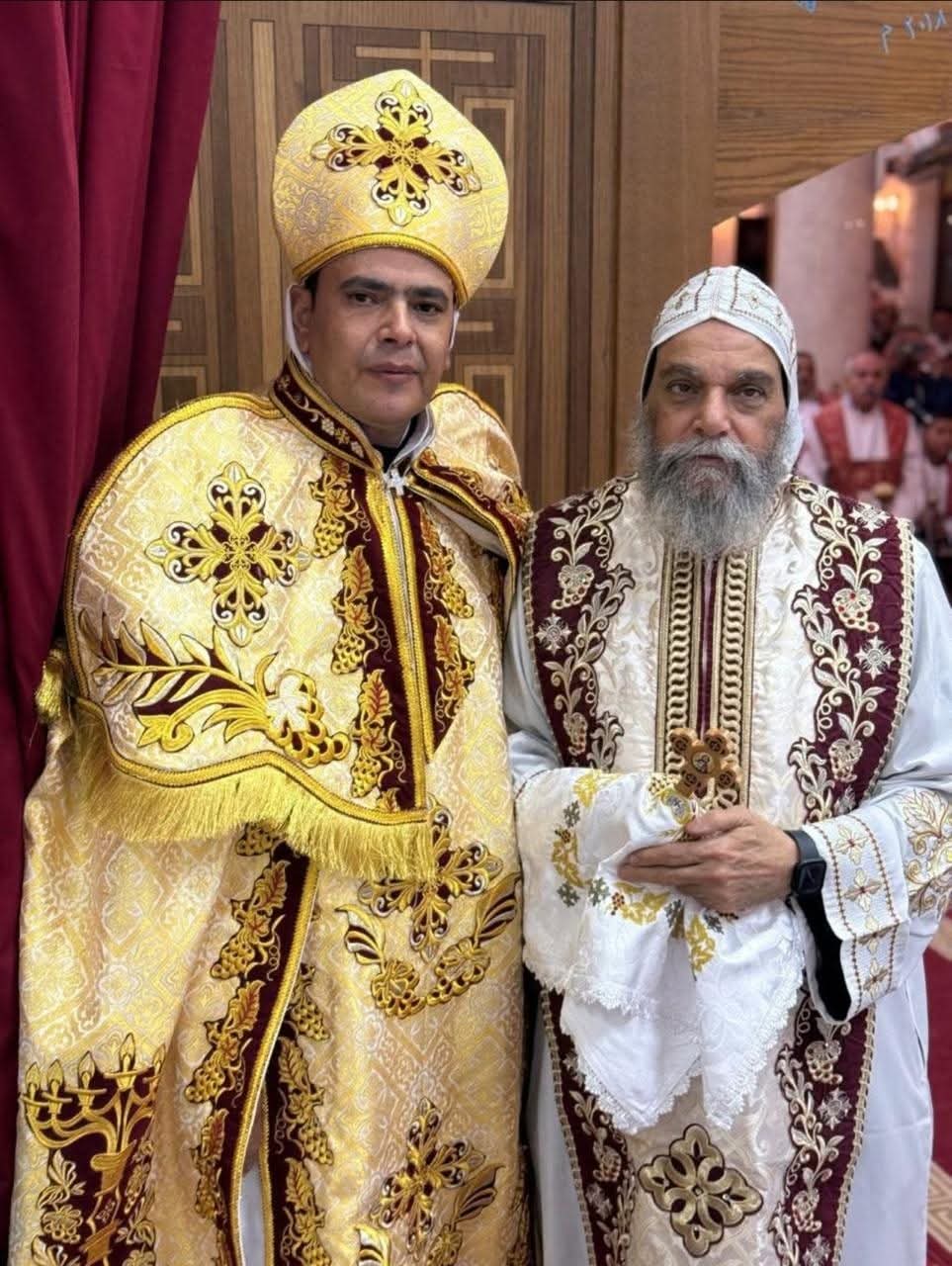 1764745292 3 الأنبا بيشوي يقدّم كاهن جديد في كنيسة العذراء والملاك ميخائيل
