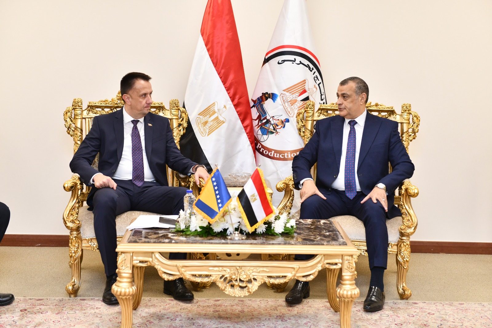 1764752181 993 وزير الإنتاج الحربي ووزير الطاقة والتعدين البوسني يتناقشوا عن الشراكات