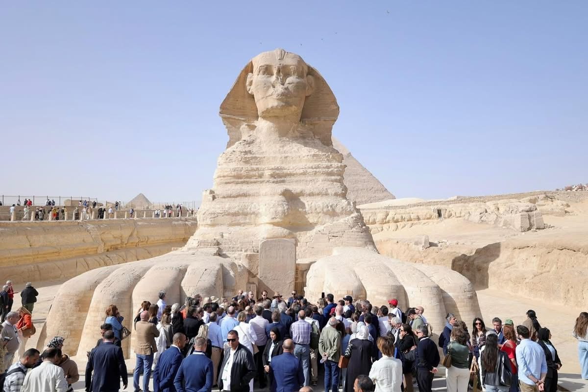 زاهي حواس قدام رؤساء برلمانات البحر المتوسط: الأهرامات دليل على عبقرية المصريين.. والمدينة المفقودة والكائنات الفضائية مش حقيقية 4 1764753636 298 زاهي حواس قدام رؤساء برلمانات البحر المتوسط الأهرامات دليل على